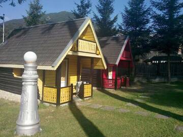 Фото номера Cottage Camping Basic Курортные отели Complex Cabana Ciucas г. Кейя 2