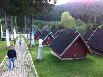 Фото номера Cottage Camping Basic Курортные отели Complex Cabana Ciucas г. Кейя 7